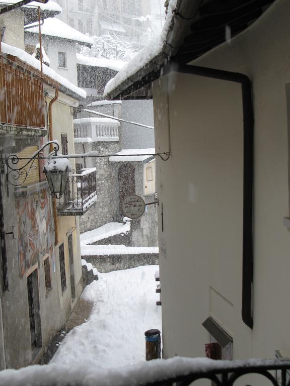 Locanda Del Pittore Arcumeggia Экстерьер фото
